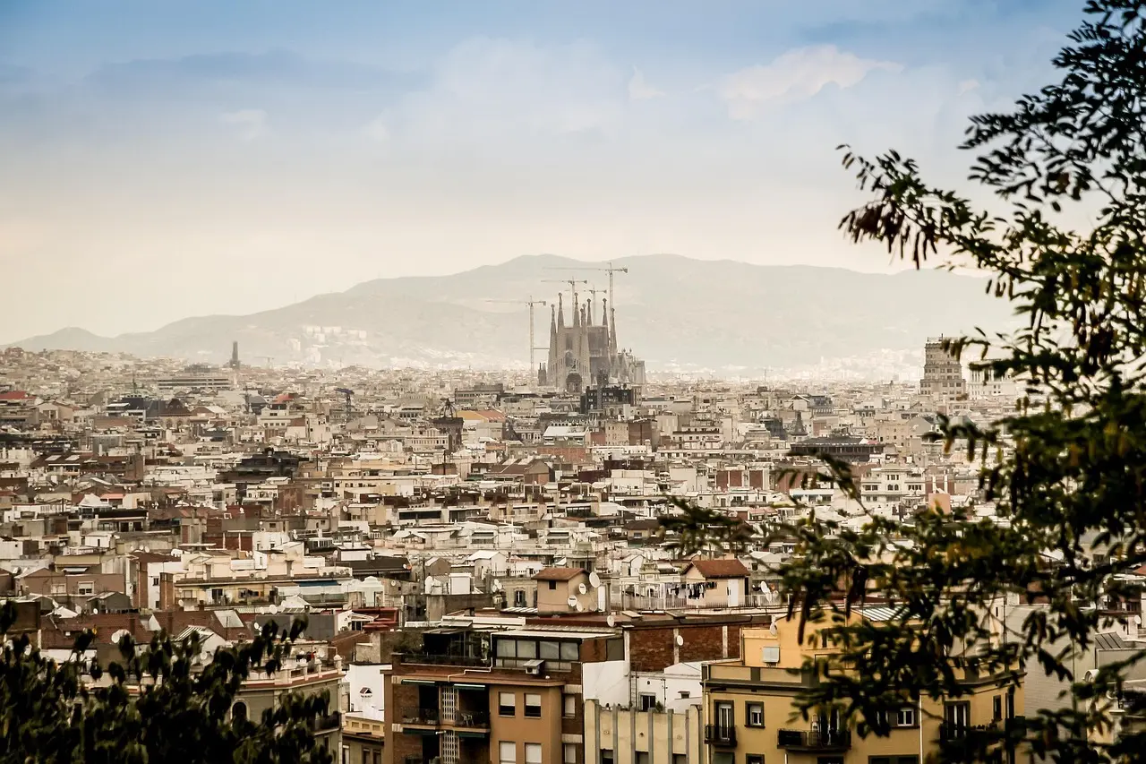 Hvordan er vejret i Barcelona i juni?